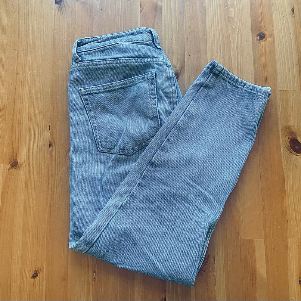 TOPSHOP 90’s Bleached Straight-leg Mom Jeans - Picture 3 of 5